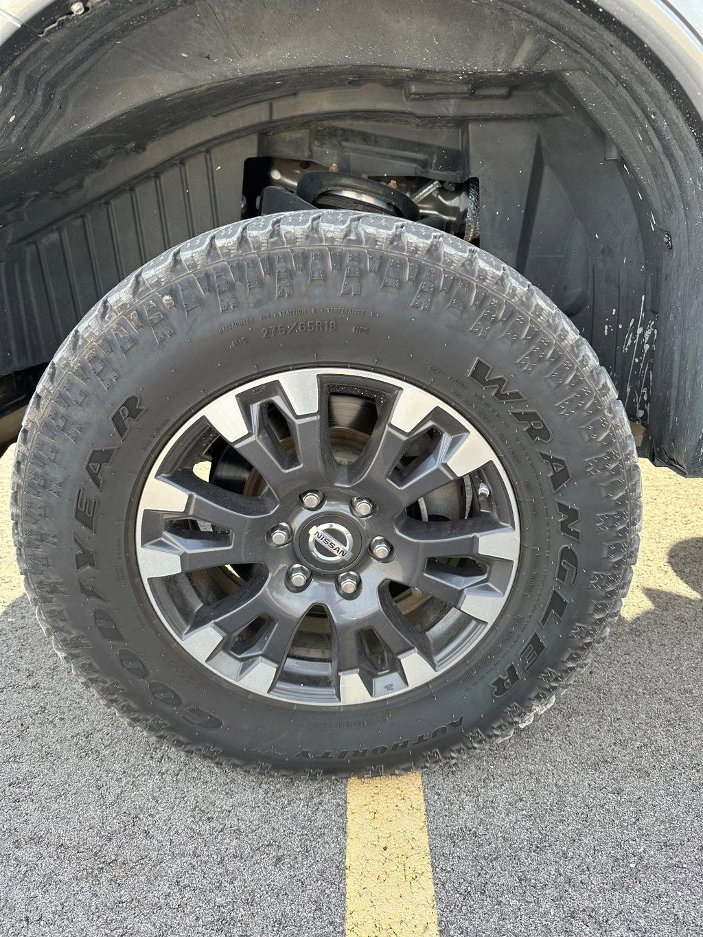 Used 2016 Nissan Titan PRO-4X w/ Pro-4x Convenience Package AWD/4WD image 10