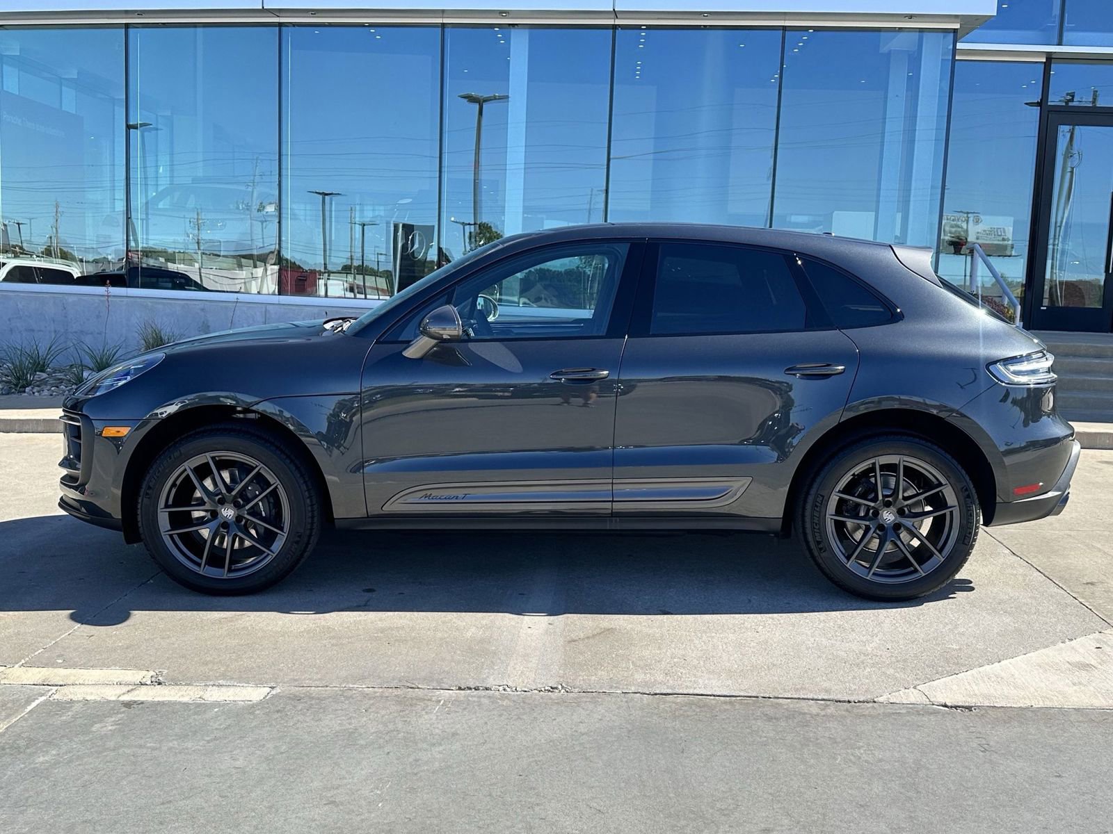 New 2026 Porsche Macan Turbo image 2