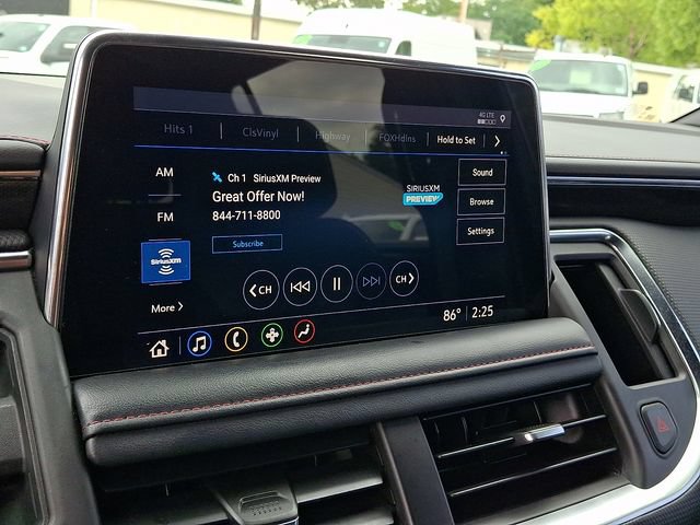 Used 2021 Chevrolet Suburban RST AWD/4WD image 18