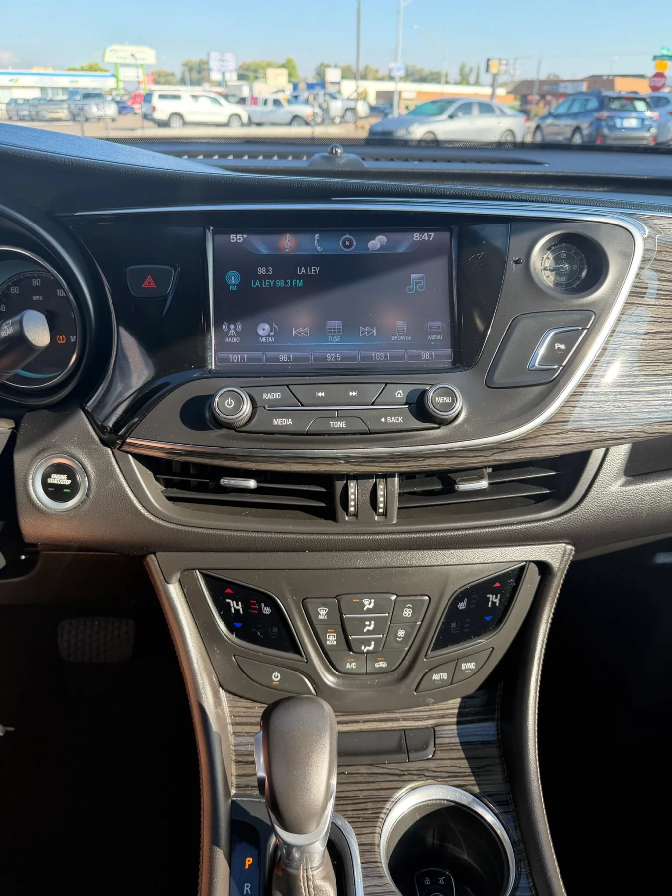 Used 2018 Buick Envision Essence AWD/4WD image 26