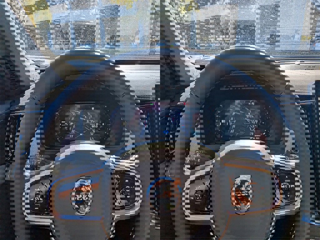 New 2026 Volvo XC90 B6 Ultra w/ Protection Package Premier image 34