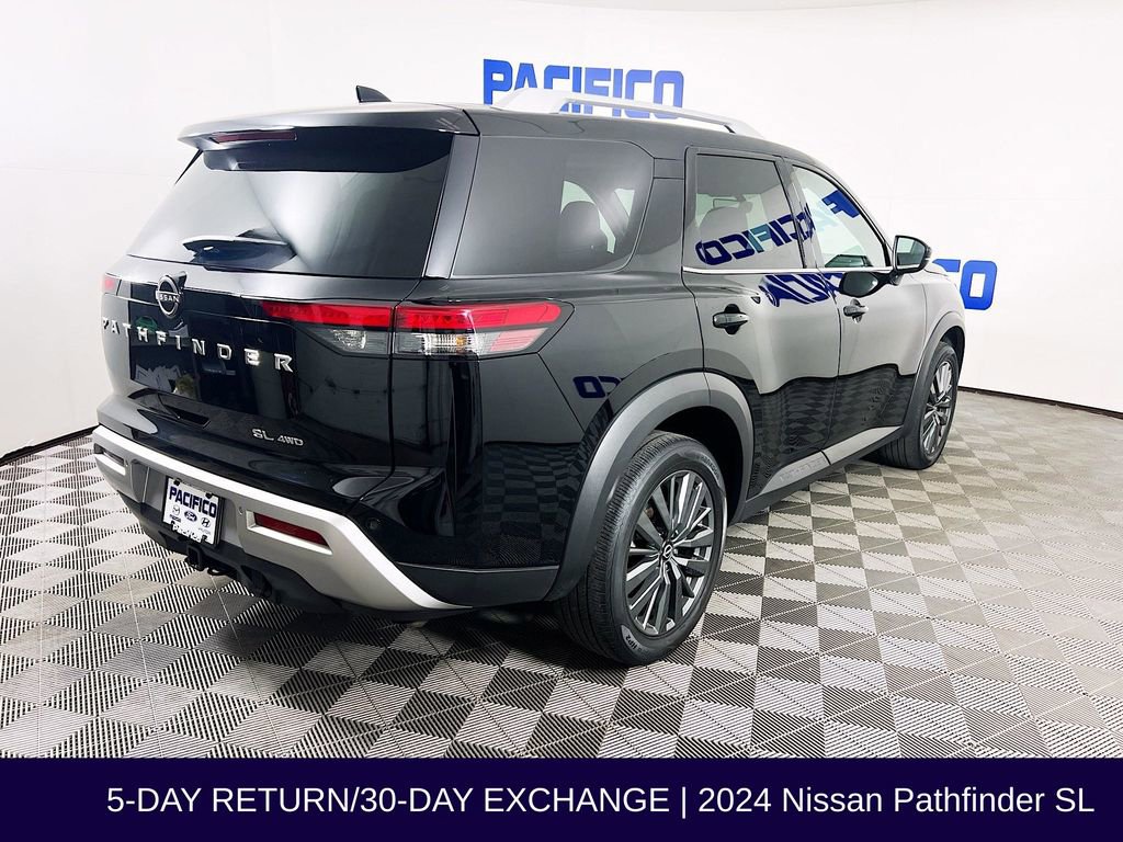 Used 2024 Nissan Pathfinder SL w/ SL Premium Package AWD/4WD image 8