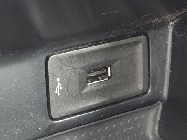 Used 2018 Volkswagen Beetle 2.0T S image 10