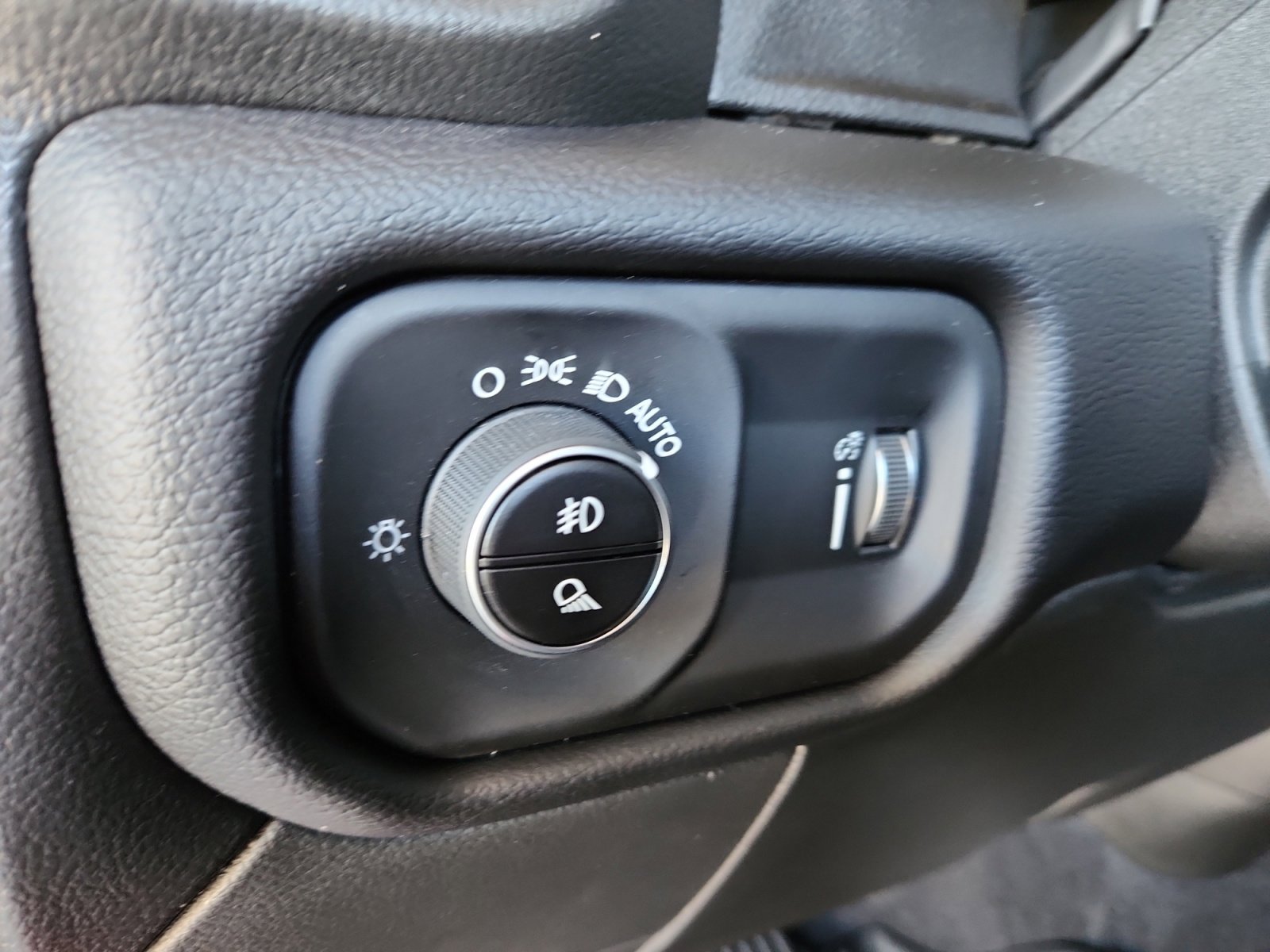 New 2026 RAM 3500 Big Horn image 31