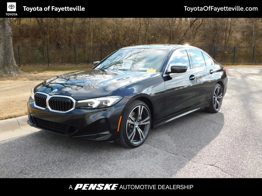 Used 2024 BMW 330i Sedan w/ Premium Package image 1