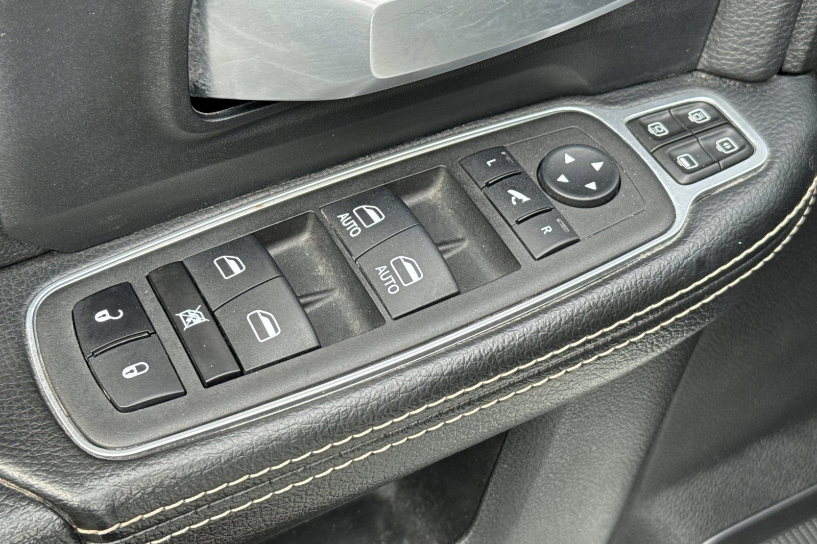 Used 2024 RAM 2500 Big Horn w/ Off Road Package image 13