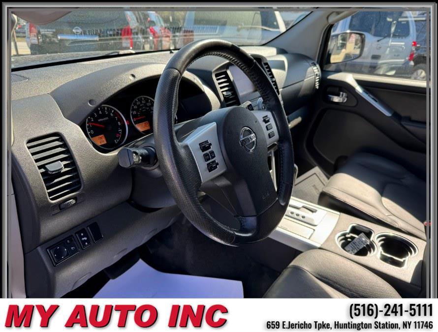 Used 2012 Nissan Pathfinder Silver image 23