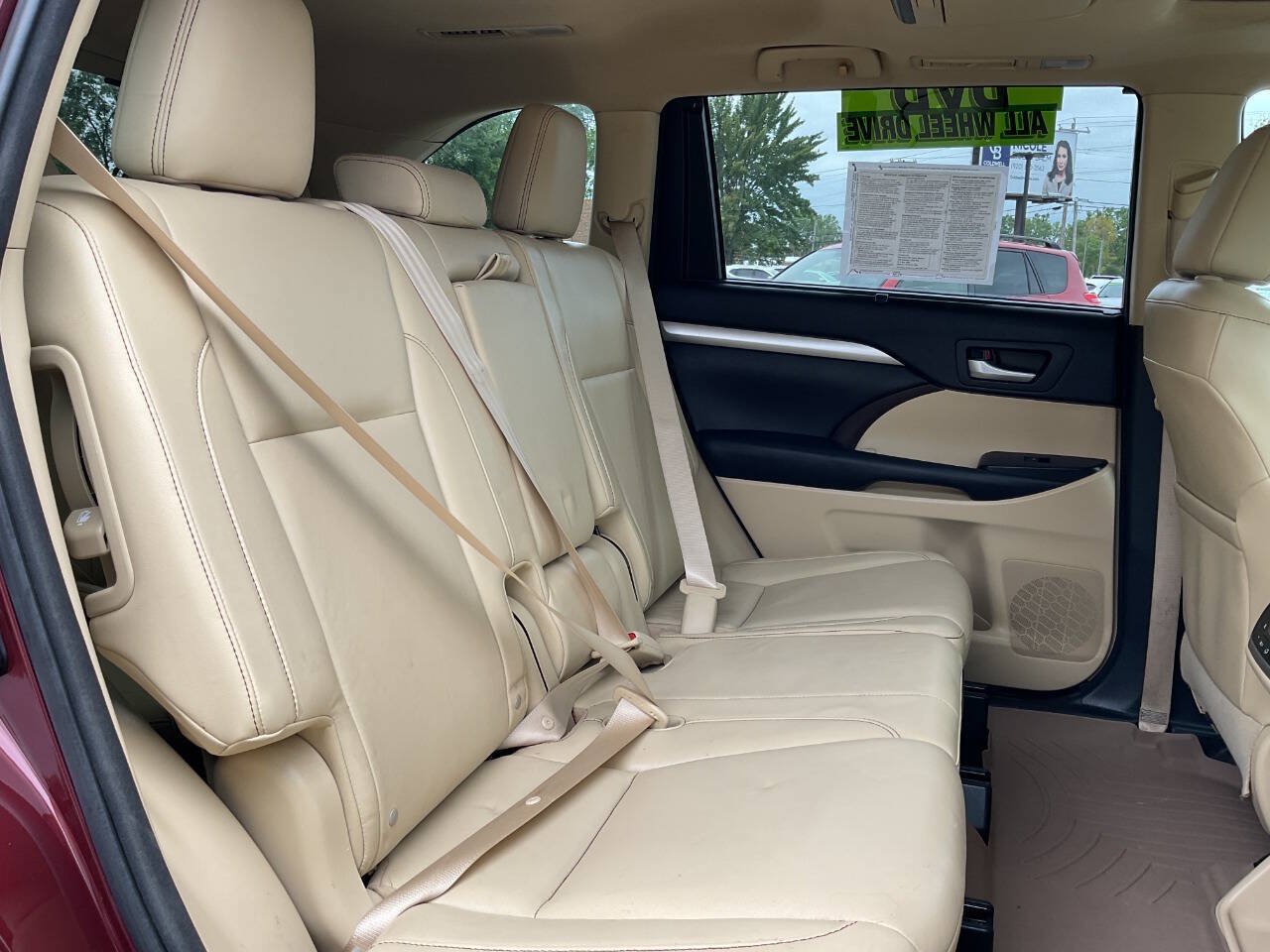 Used 2015 Toyota Highlander XLE AWD/4WD image 43