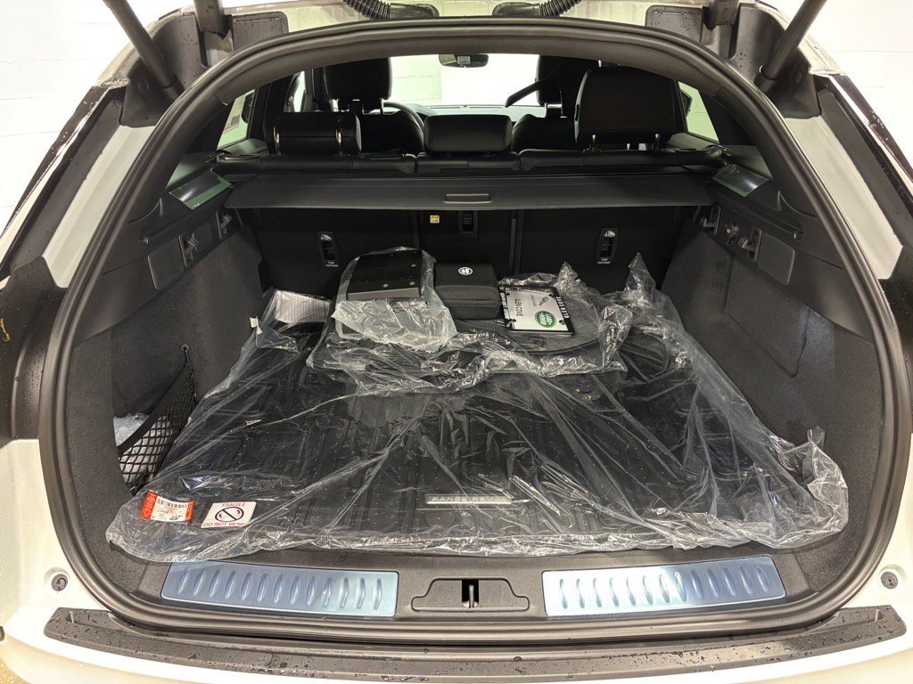 New 2026 Land Rover Range Rover Velar S image 42