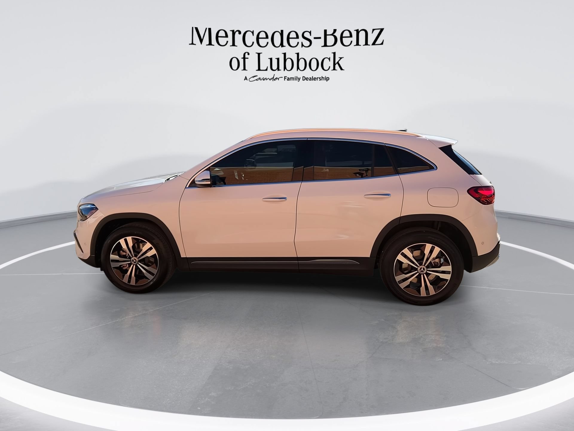New 2025 Mercedes-Benz GLA 250 4MATIC image 5