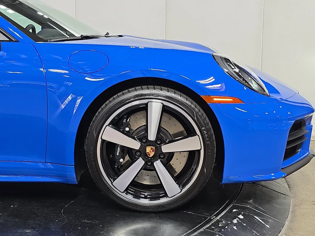 Certified 2025 Porsche 911 Carrera S RWD image 11