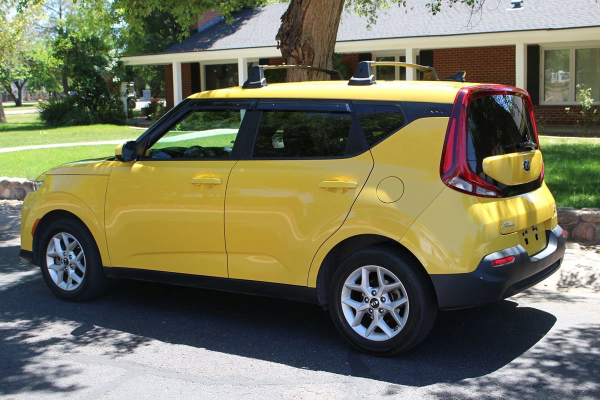 Used 2020 Kia Soul S FWD image 24
