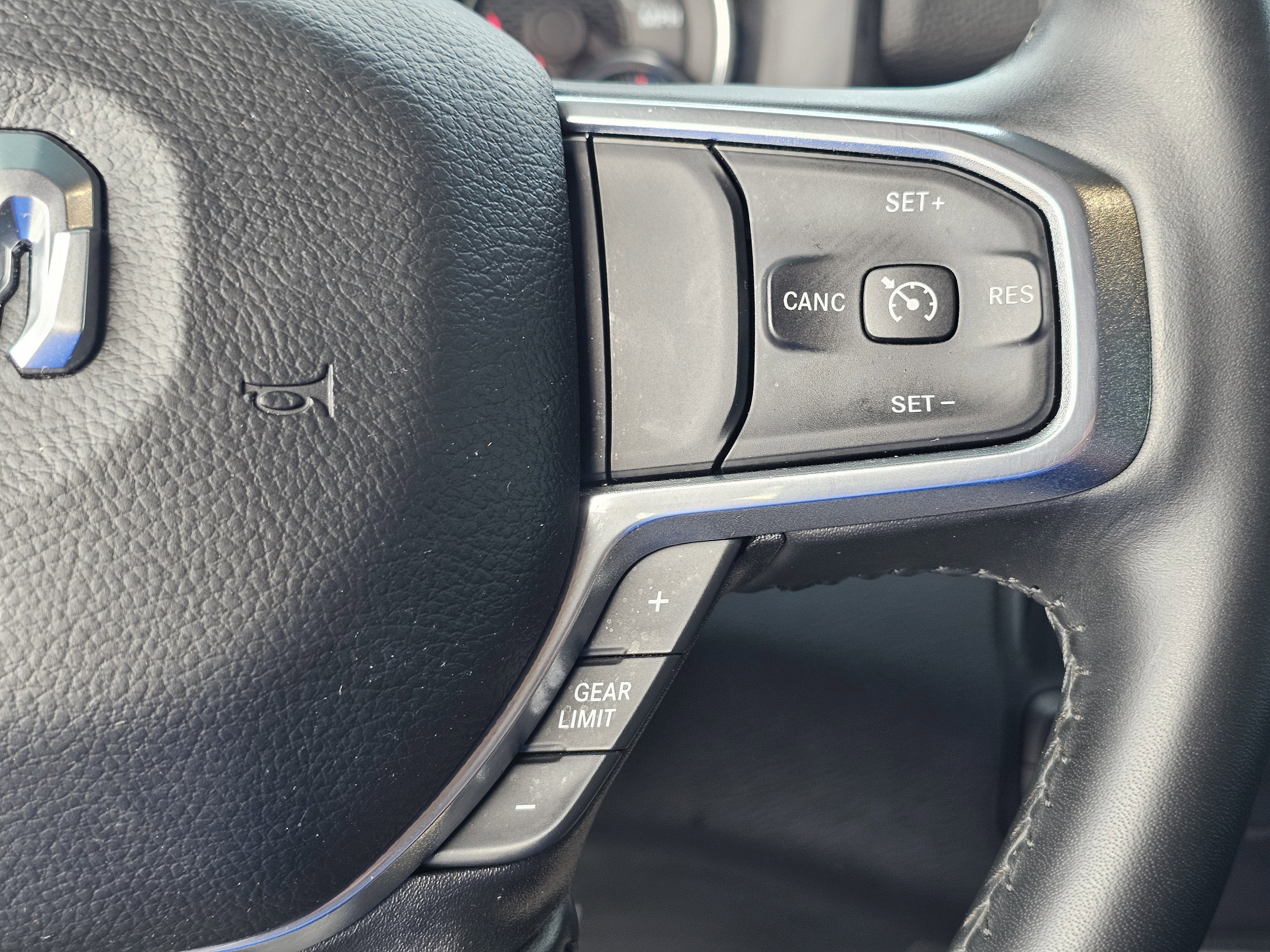 Used 2024 RAM 3500 Laramie w/ Towing Technology Group image 24