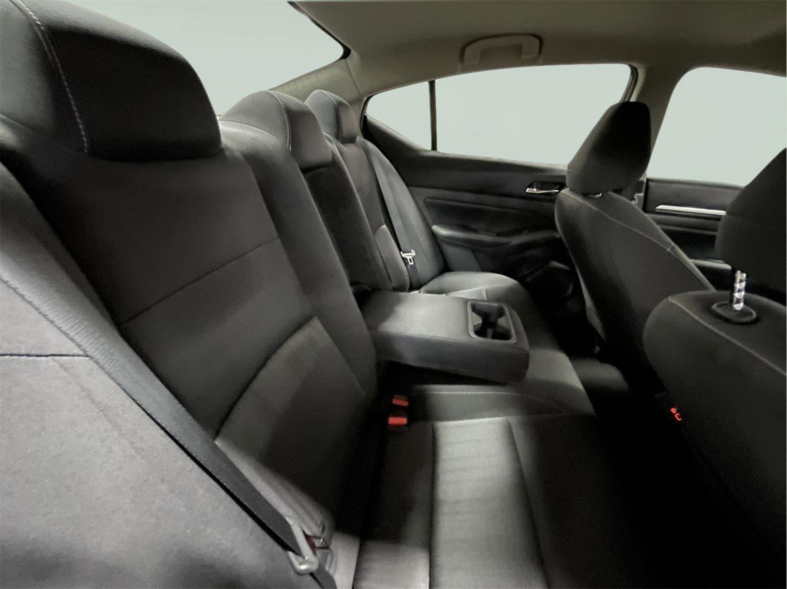 Used 2022 Nissan Altima 2.5 SV image 18