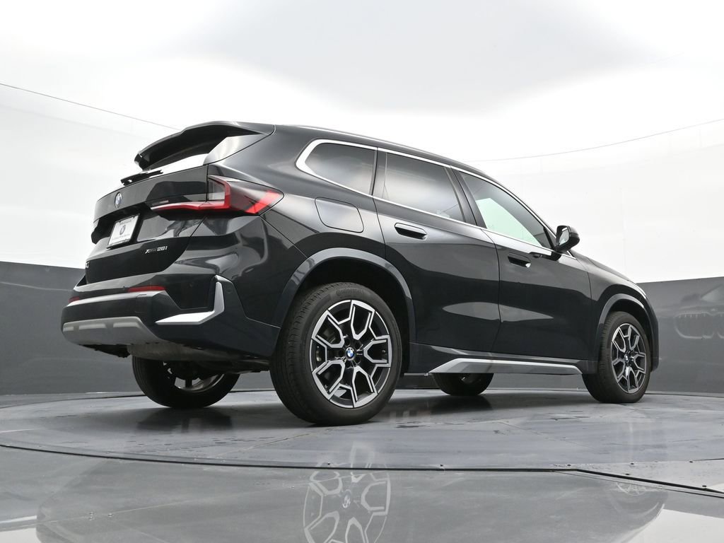 New 2025 BMW X1 xDrive28i w/ Technology Package image 28
