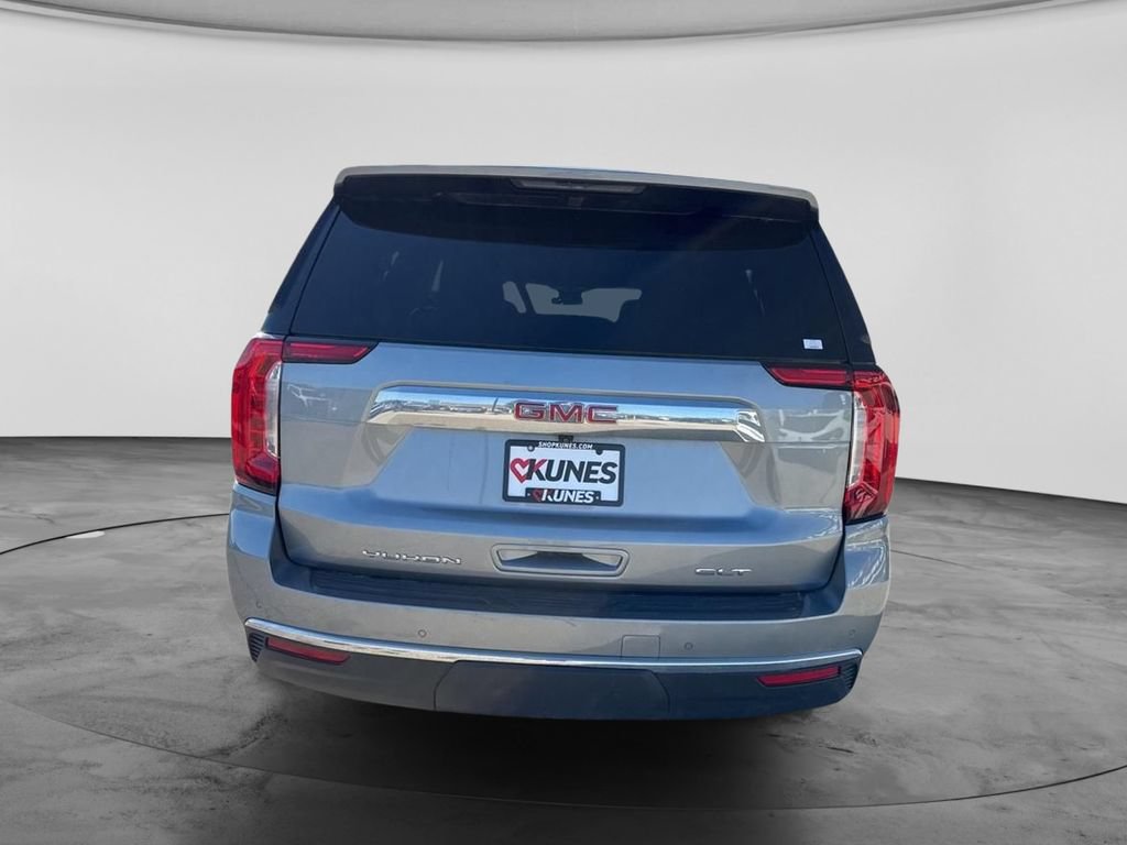Used 2023 GMC Yukon XL SLT w/ SLT Premium Package AWD/4WD image 8
