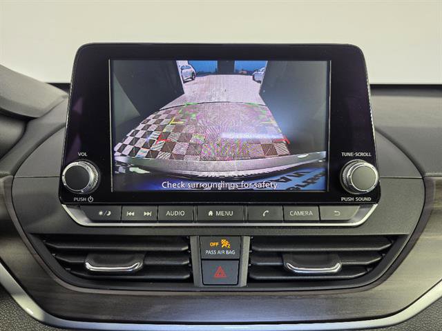 Used 2024 Nissan Altima 2.5 SV FWD image 33