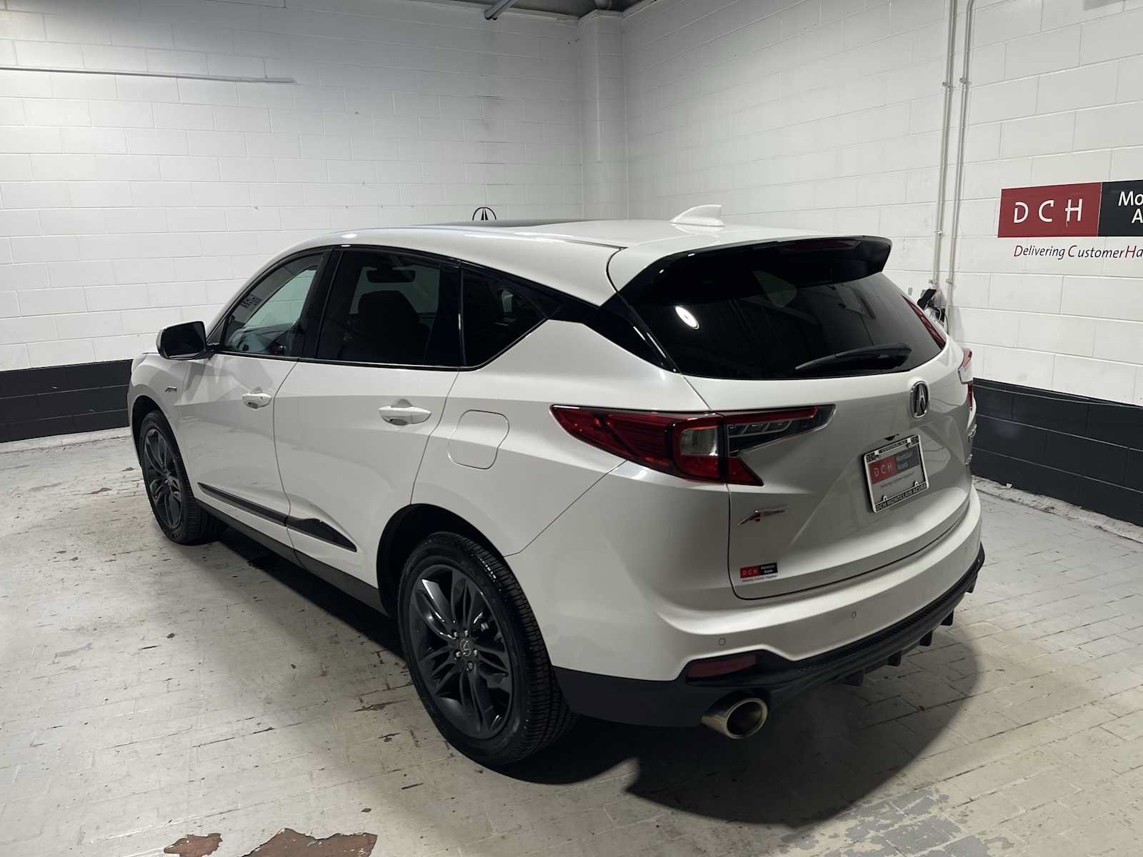 Certified 2024 Acura RDX w/ Advance Package AWD/4WD image 4