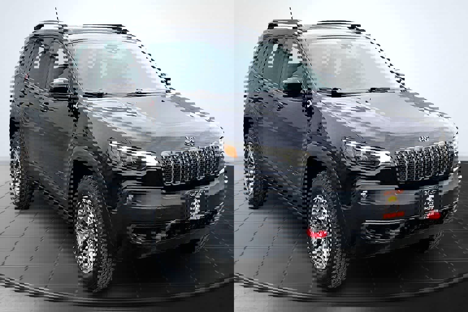 Used 2022 Jeep Cherokee Trailhawk image 22