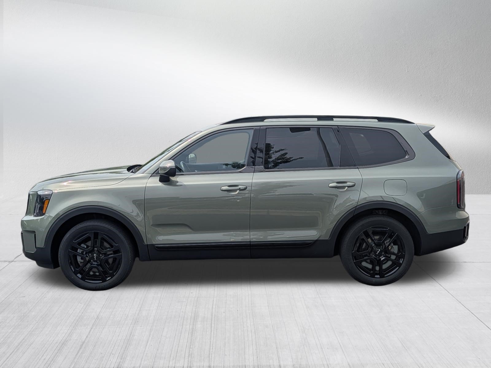 Used 2024 Kia Telluride EX X-Line AWD/4WD image 4