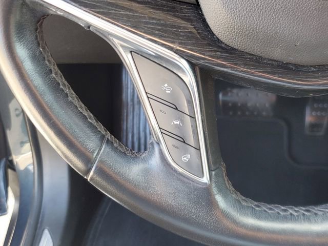 Used 2020 Cadillac XT5 Premium Luxury image 24