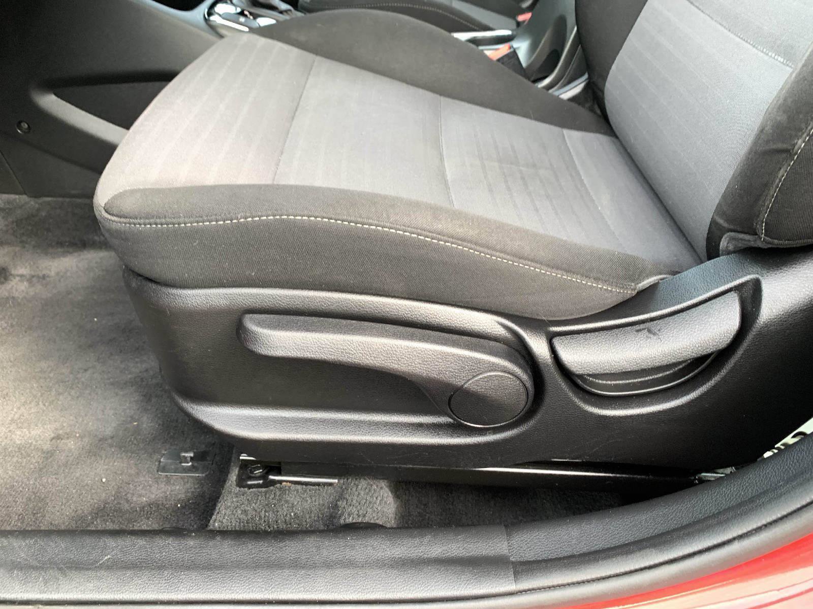 Used 2018 Kia Forte S FWD image 33