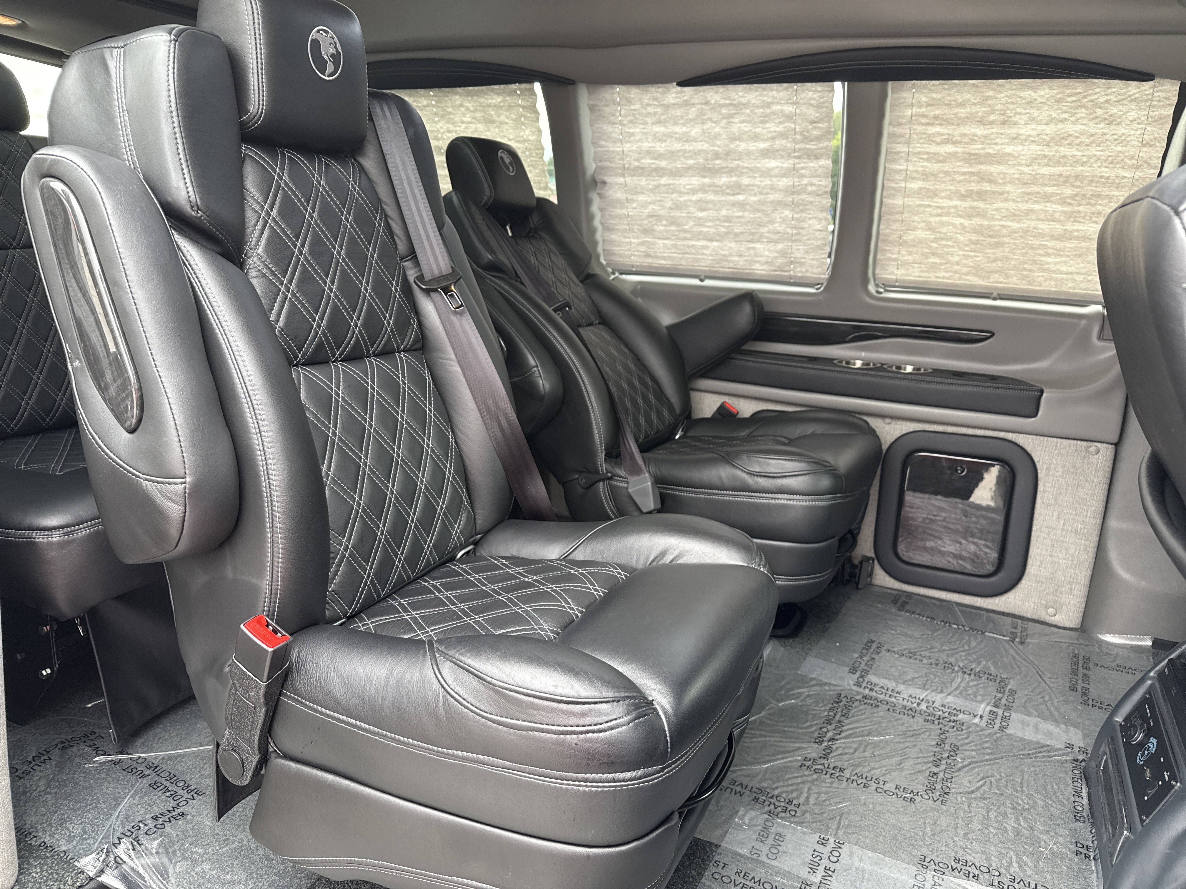 Used 2021 Chevrolet Express 2500 LS w/ Enhanced Convenience Package RWD image 13