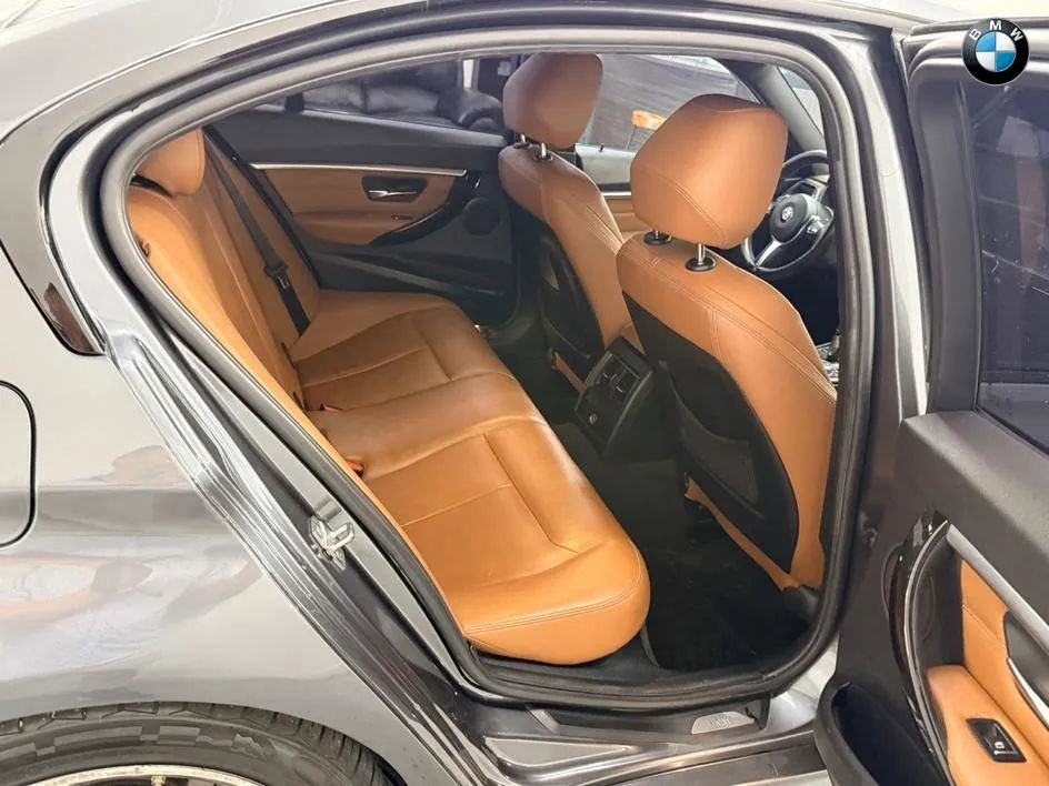 Used 2016 BMW 330e RWD image 18