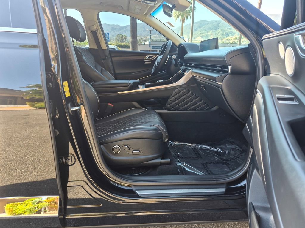 Used 2023 Genesis GV80 3.5T image 36