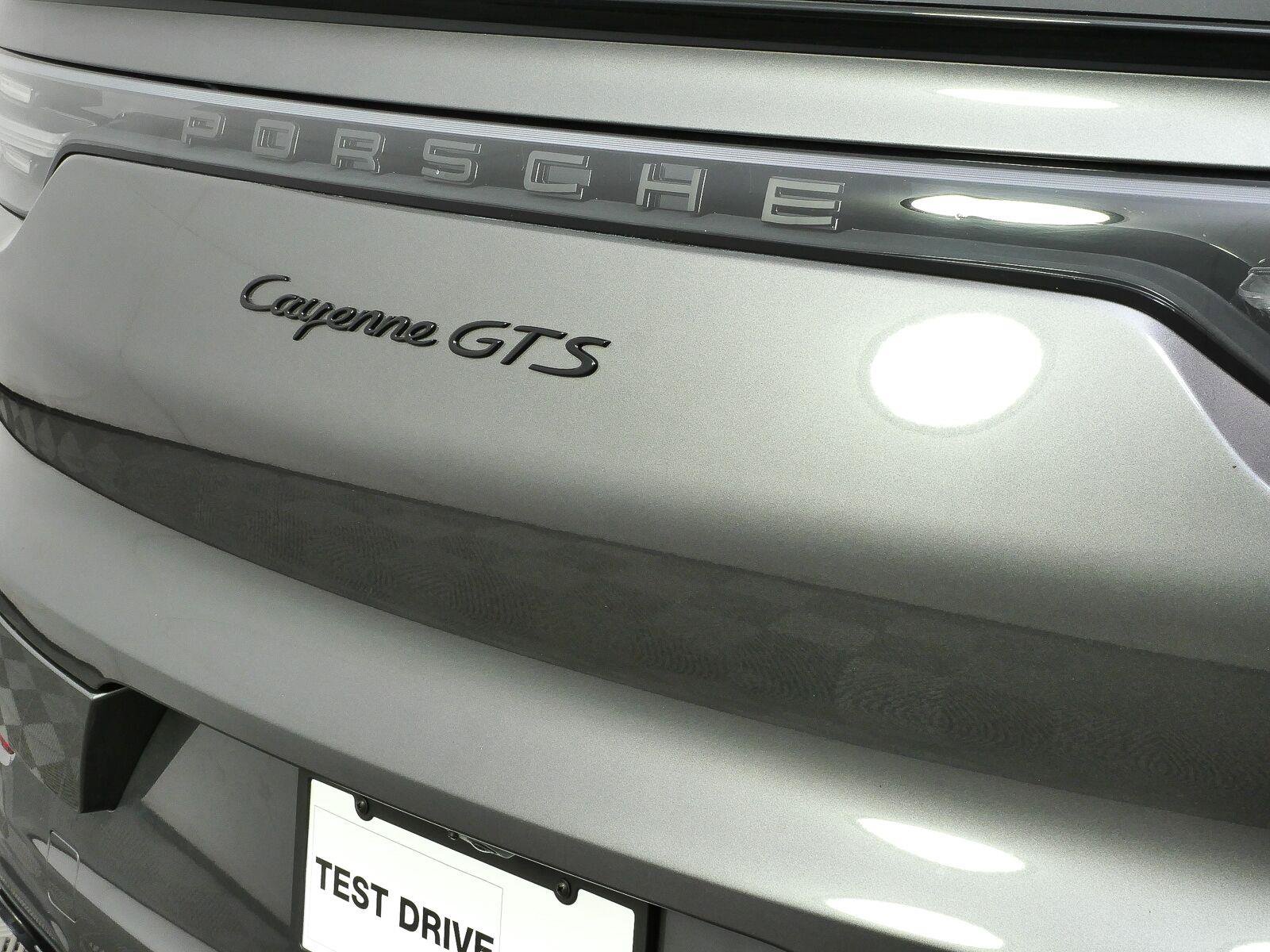 Used 2023 Porsche Cayenne GTS AWD/4WD image 35