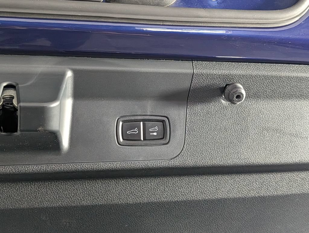Certified 2022 Porsche Panamera 4 Executive AWD/4WD image 18