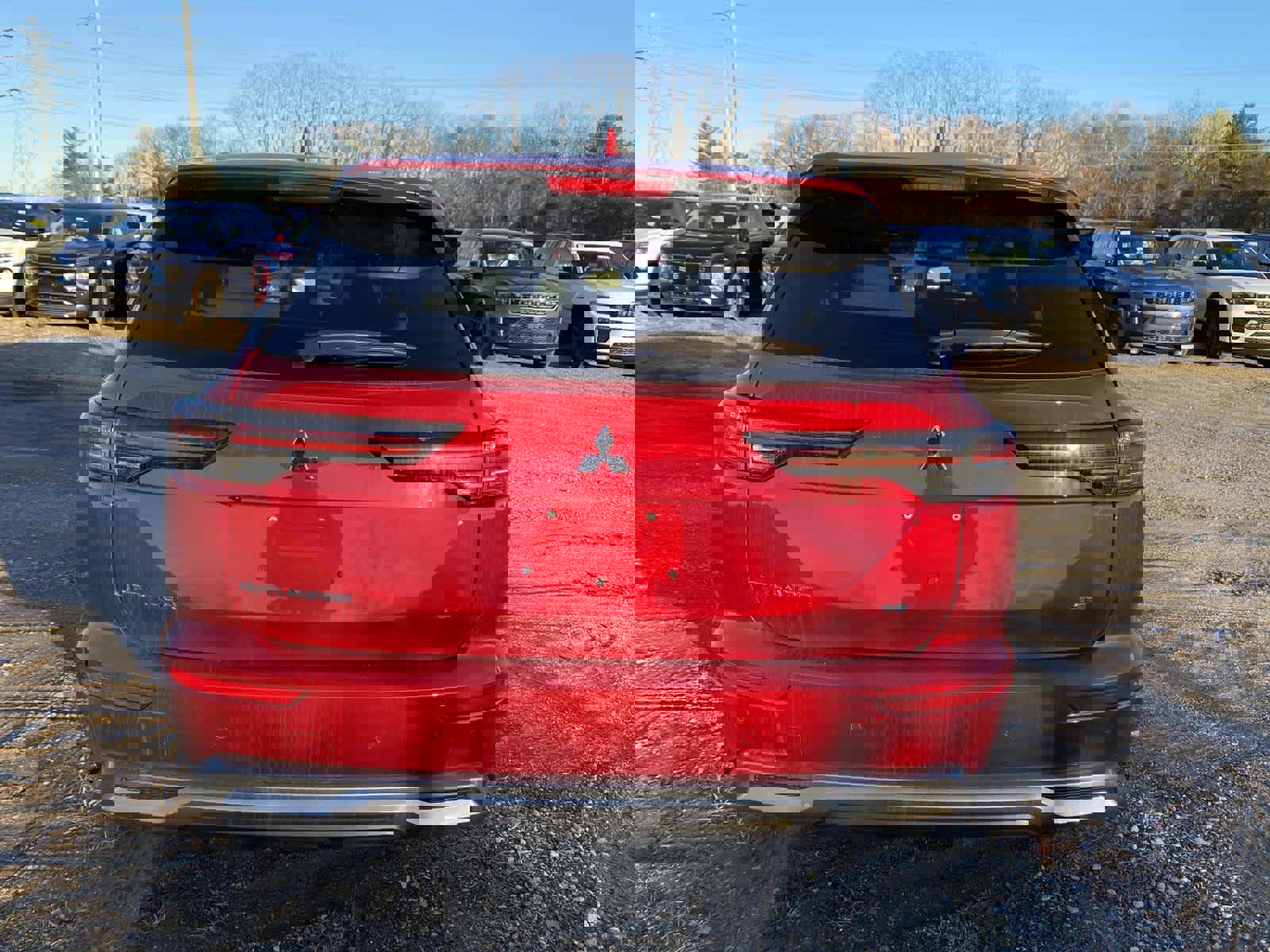 New 2026 Mitsubishi Outlander SE image 3