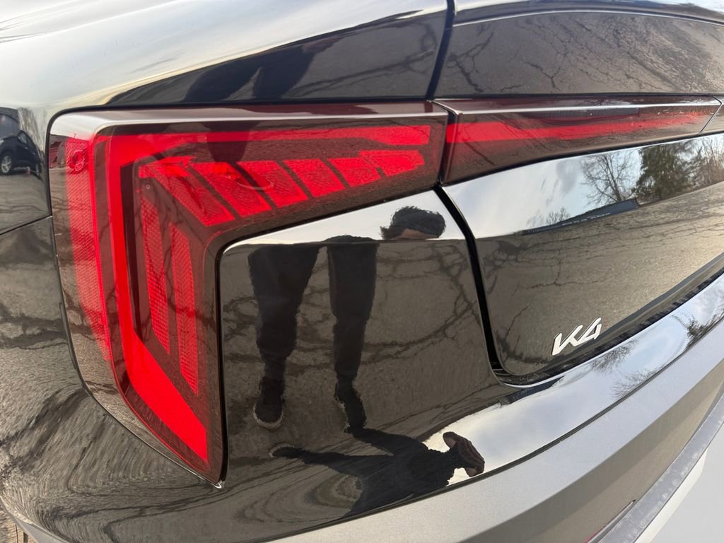 New 2026 Kia K4 LXS image 21