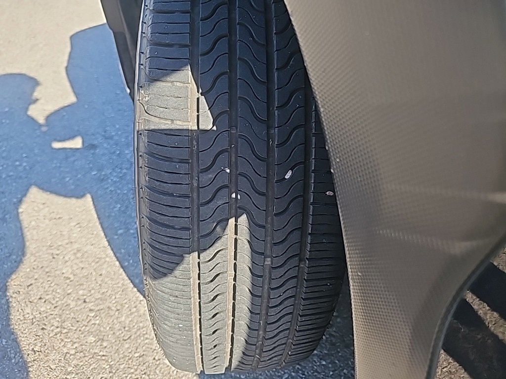 Used 2018 Subaru Crosstrek 2.0i Premium w/ Eyesight System image 28