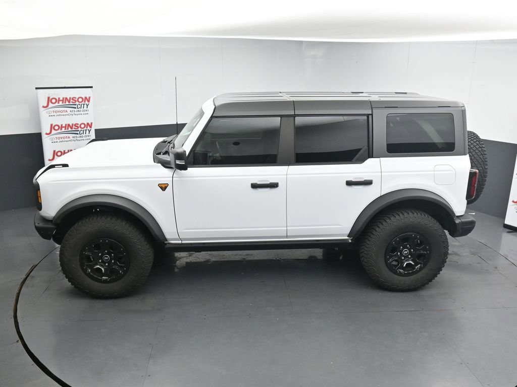 Used 2024 Ford Bronco Badlands image 13