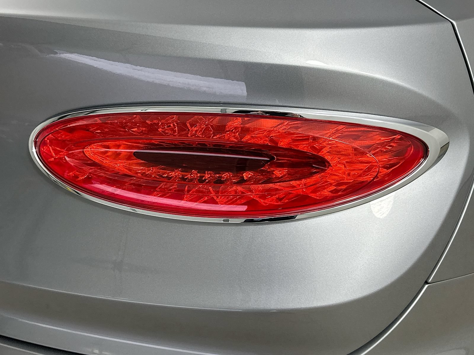 Used 2023 Bentley Bentayga Extended Wheelbase AWD/4WD image 67