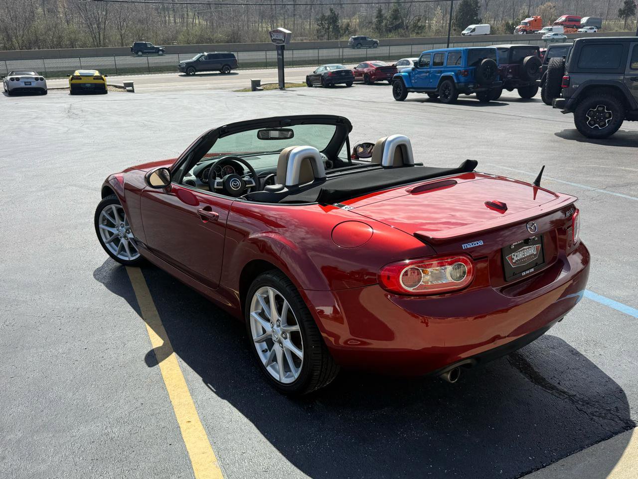 Used 2009 MAZDA MX-5 Miata Grand Touring w/ Premium Pkg RWD image 38