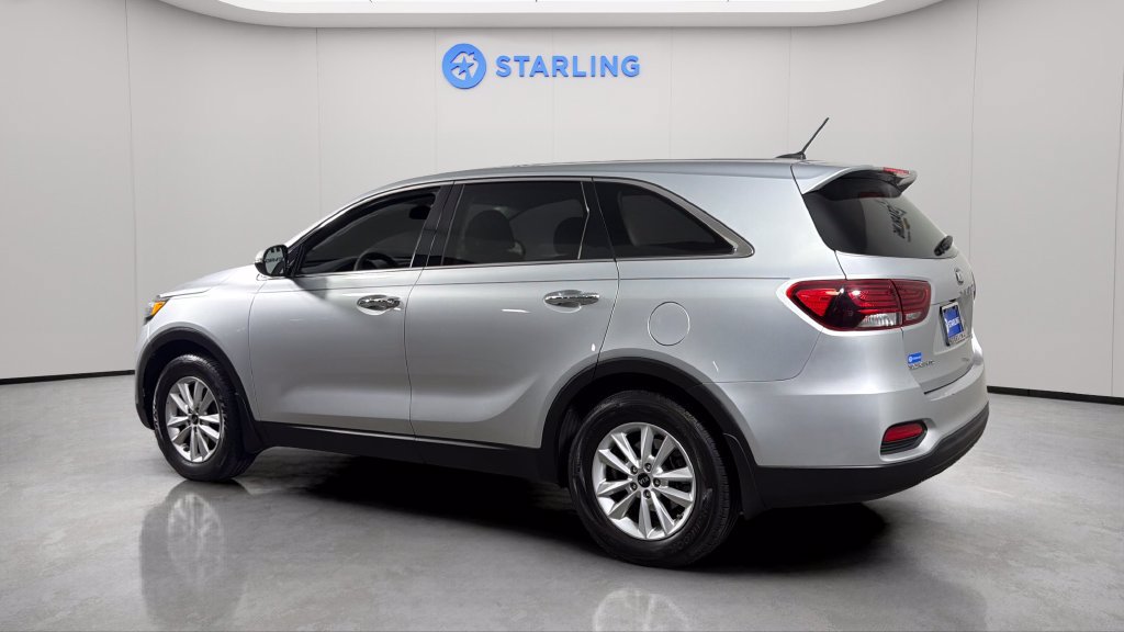 Used 2019 Kia Sorento FWD image 4