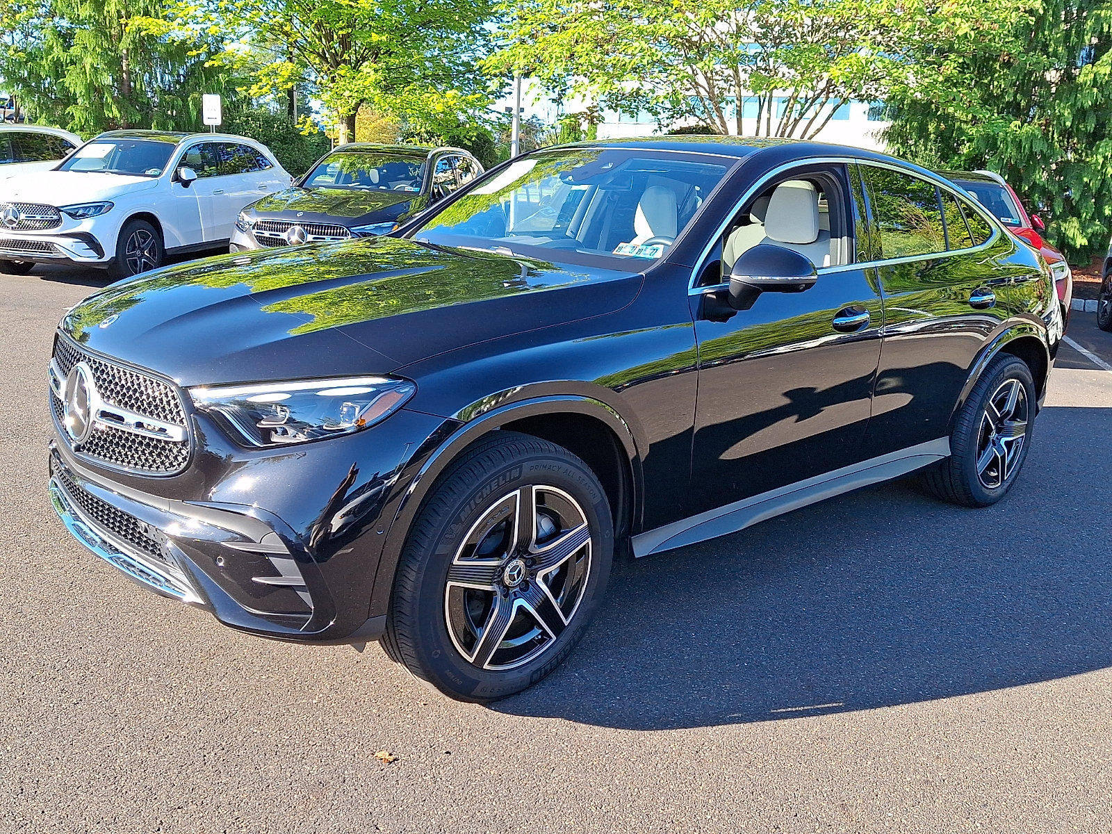 Certified 2025 Mercedes-Benz GLC 300 4MATIC image 3