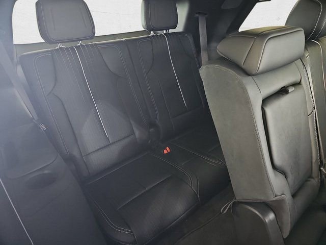 New 2026 Cadillac Vistiq Luxury image 12