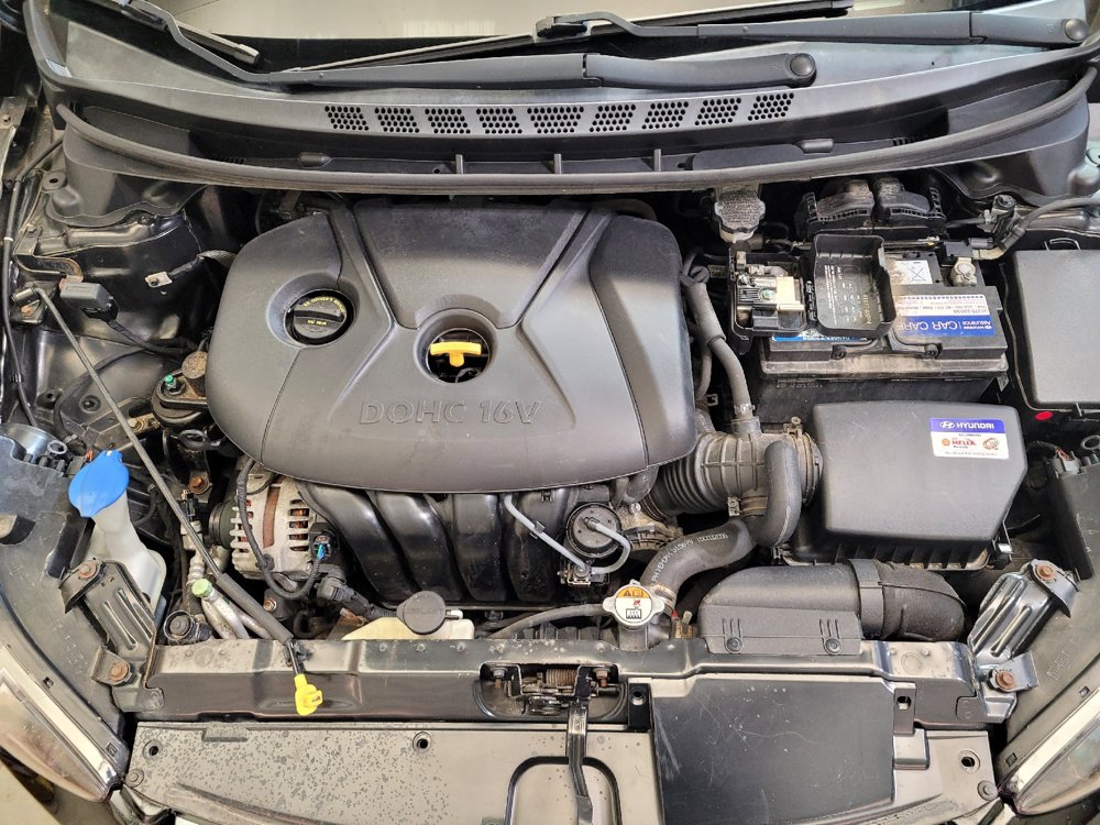 Used 2016 Hyundai Elantra SE FWD image 30