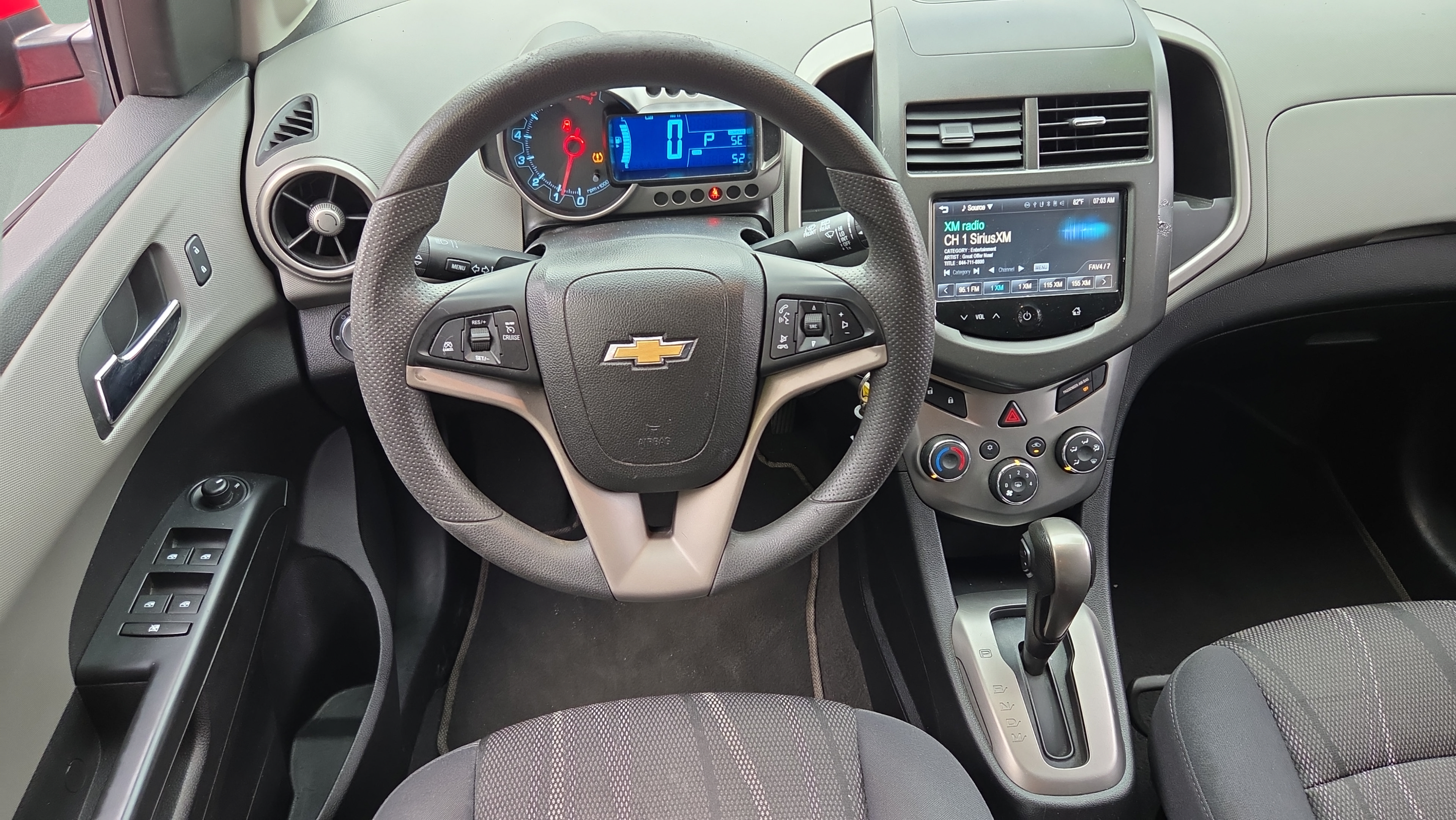 Used 2016 Chevrolet Sonic LT FWD image 11