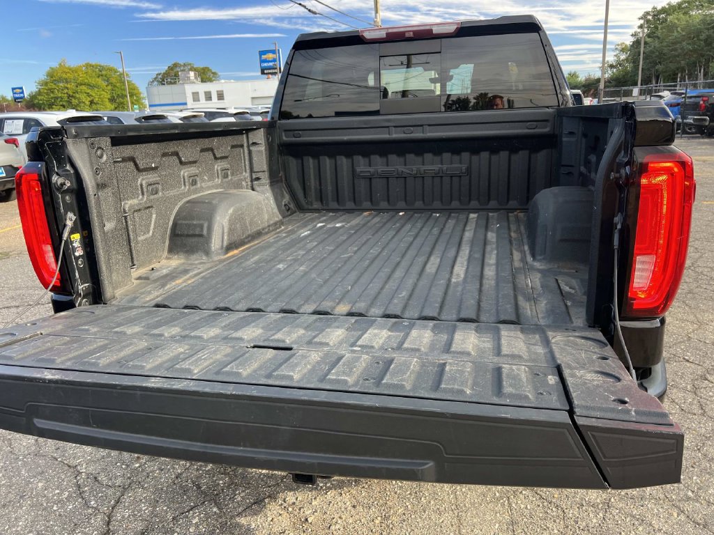 Used 2019 GMC Sierra 1500 Denali w/ Denali Ultimate Package AWD/4WD image 10