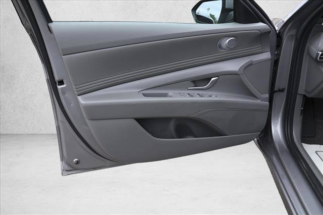 Certified 2024 Hyundai Elantra SEL w/ Convenience Package FWD image 12