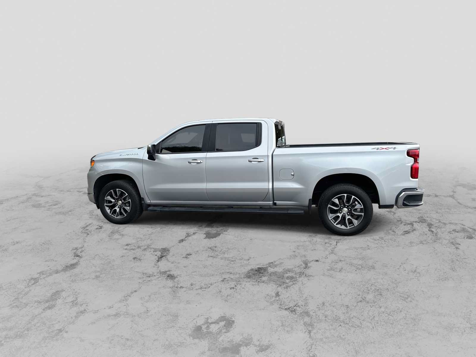 Used 2022 Chevrolet Silverado 1500 LT w/ Max Trailering Package AWD/4WD image 5