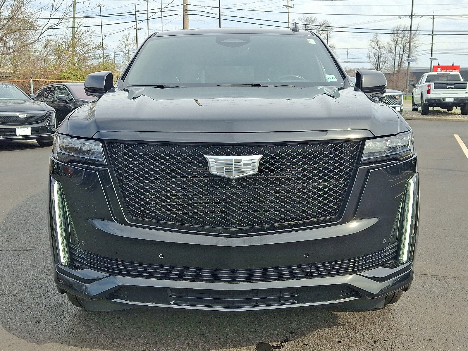 Certified 2022 Cadillac Escalade ESV Sport w/ LPO, ONYX Package AWD/4WD image 8