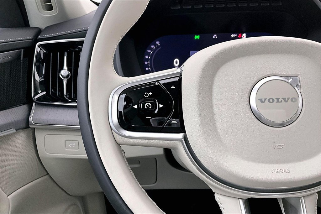 New 2026 Volvo XC90 B6 Ultra w/ Protection Package Premier AWD/4WD image 12
