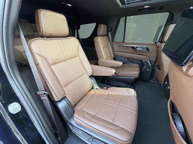 Used 2025 Chevrolet Tahoe High Country image 33