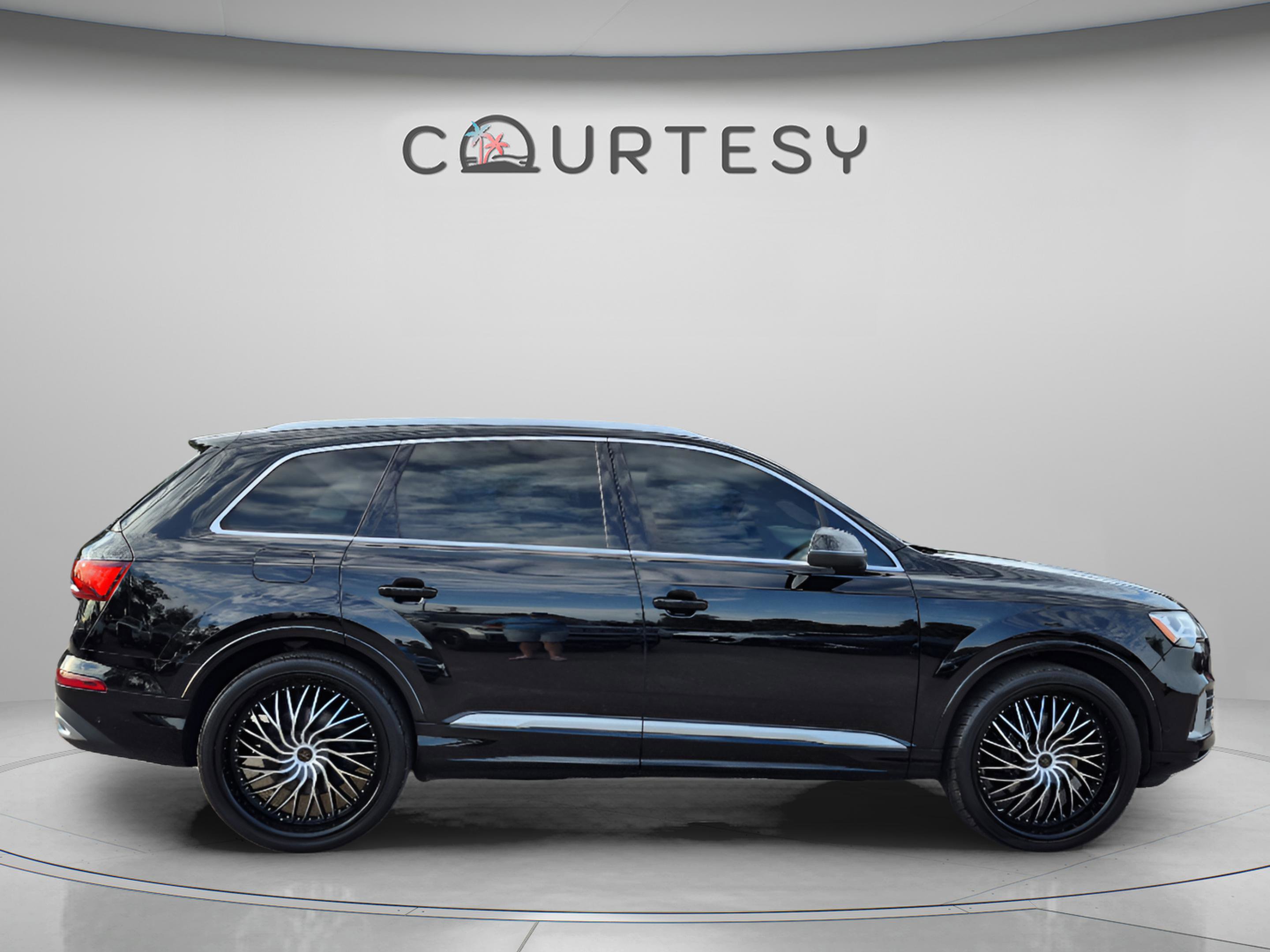 Used 2020 Audi Q7 3.0T Premium Plus AWD/4WD image 6
