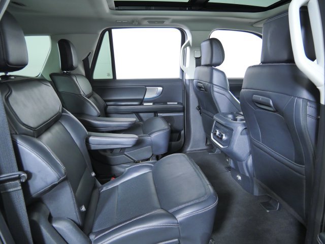 Certified 2025 Ford Expedition Max Platinum AWD/4WD image 14